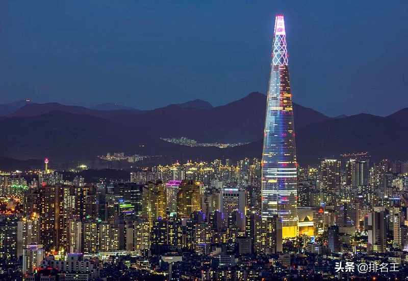 盘点全球十大摩天大楼，第一名高达1350米