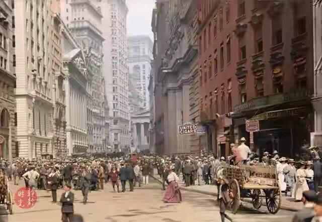 百年前美国街景，你能想象这是百年前我们处于清朝时期的美国吗？