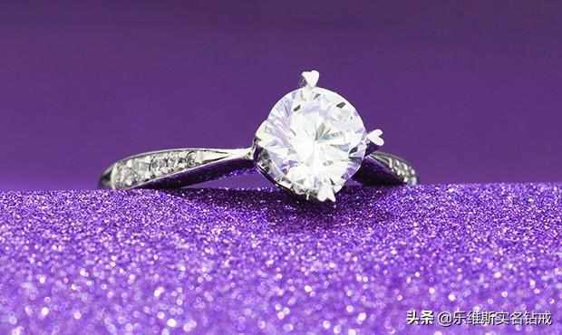 情侣戒指有什么寓意 应该选择什么情侣戒指呢