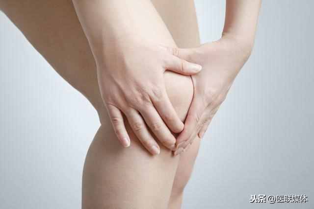 女人为什么容易膝盖痛？4个原因，很少男人能体会