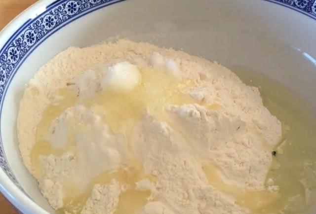用一斤面粉做了一大盆的老婆饼，配方做法详细讲解，咬一口还掉渣