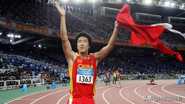 人类体育史110米栏最快五大飞人：刘翔12秒88排第三 榜首无敌