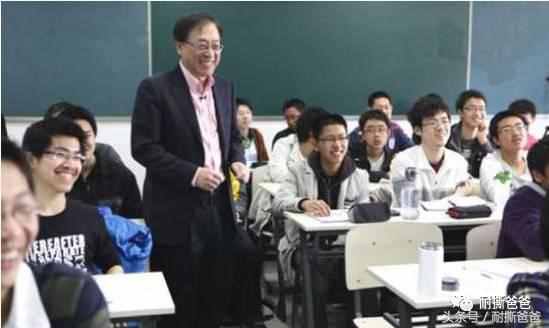 昨天是程序员日，然而中国最牛的“程序员”老师竟然是同一个人！