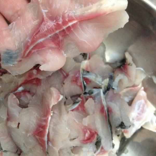 重庆大厨做火锅鱼12年；辣而不燥，鱼肉鲜而不腥，肥美爽口