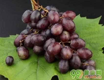 秋季葡萄上市 吃葡萄的6大好处与禁忌