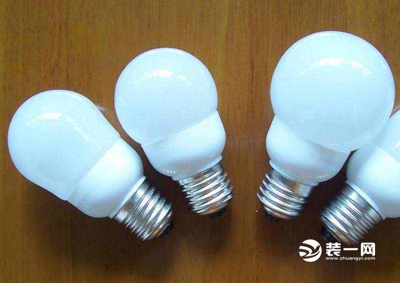 节能灯和led灯哪个更省电？优缺点以及使用寿命对比