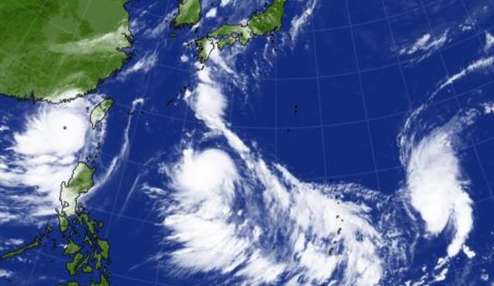 台风路径实时发布系统12号台风云图 鸿雁台风未来或登陆日本