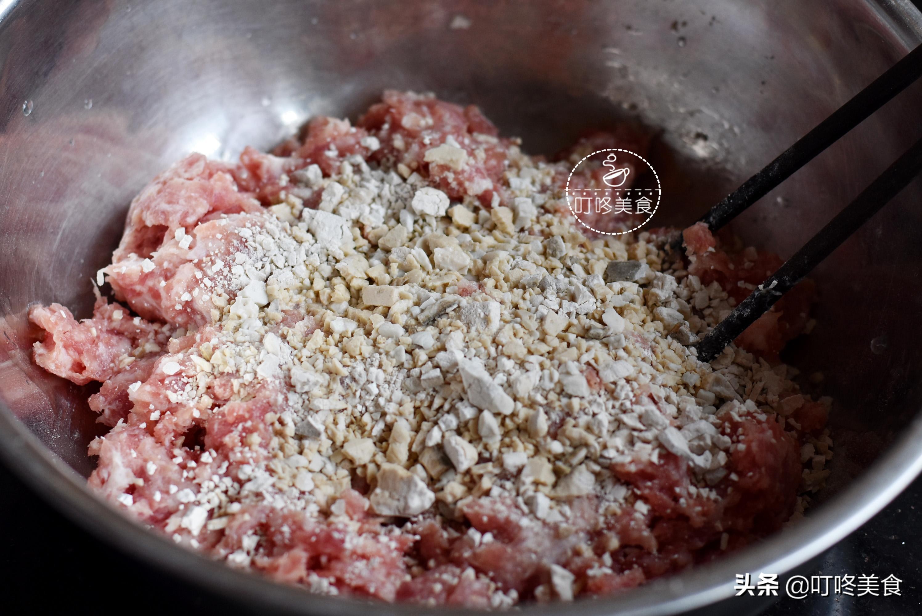 客家肉丸子的制作方法和配料分享给你，超简单，又香又嫩，比买的还好吃