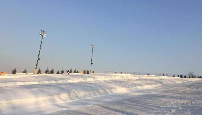 受降雪天气影响 内蒙古呼伦贝尔部分路段将临时交通管制
