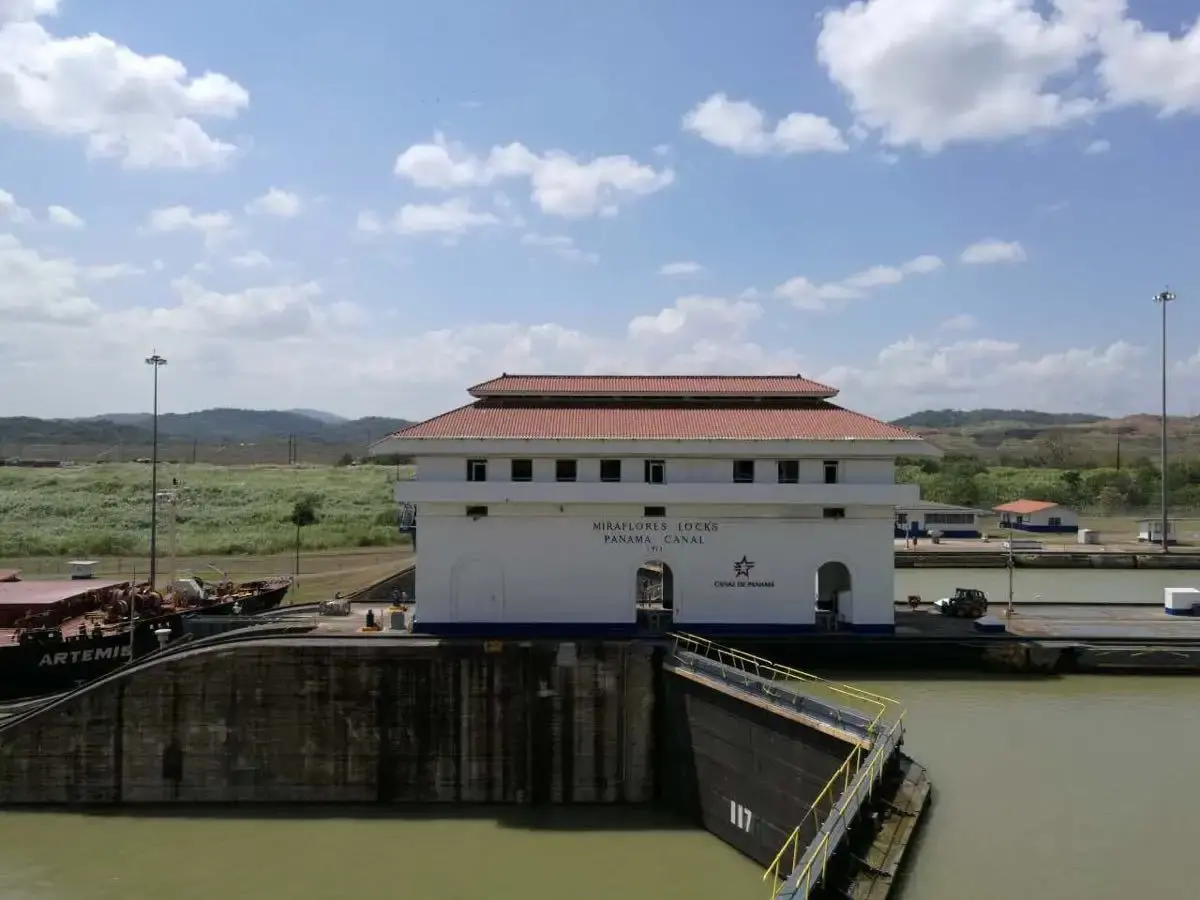 巴拿马运河对美国多重要？
