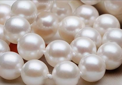 珍珠的形成原理 珍珠是怎么形成的？原来这么神奇
