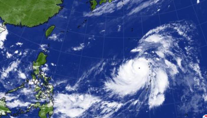 台风路径实时发布系统十五号卫星云图 布拉万有可能超过玛娃成今年全球风王