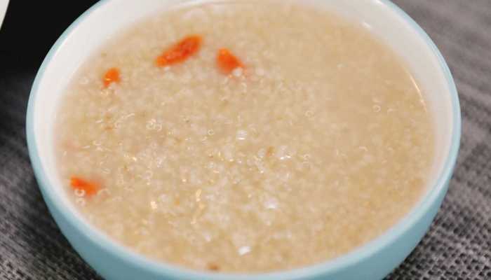 春时宜食粥想熬出黏稠的小米粥可以咋做 小米粥如何熬出黏稠的