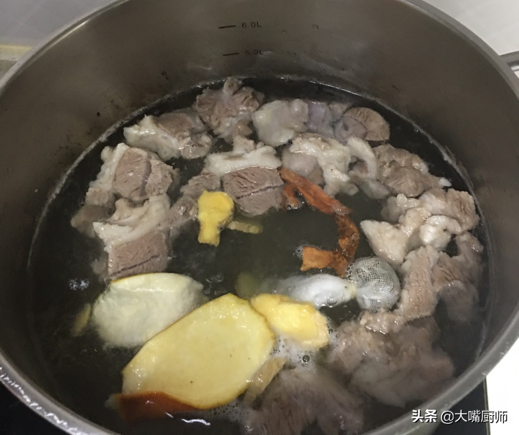 羊肉汤最简单的做法，浓白鲜美无膻味，特好喝