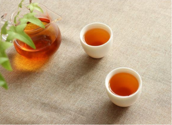 红茶和绿茶的区别是什么？