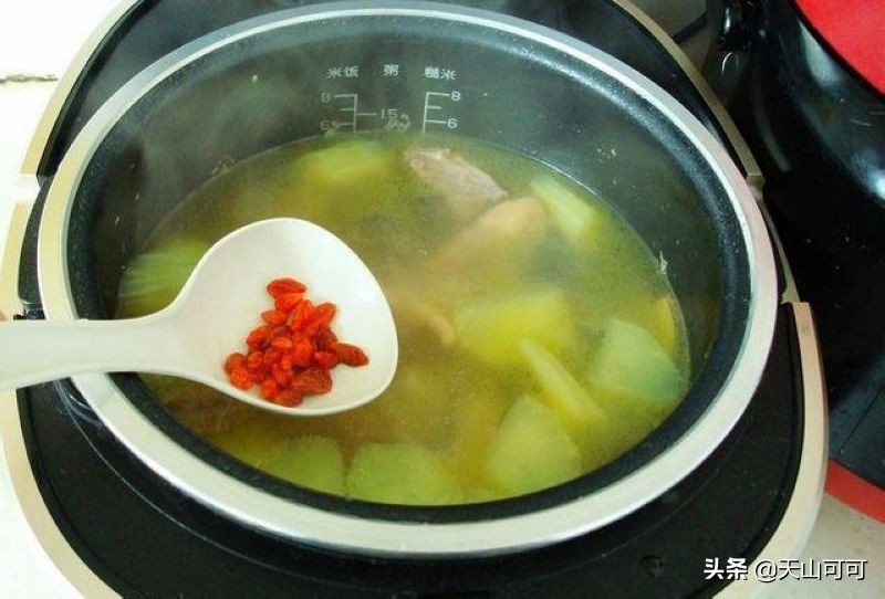 电饭煲可以煲汤吗（电饭煲如何煲汤比较入味？）