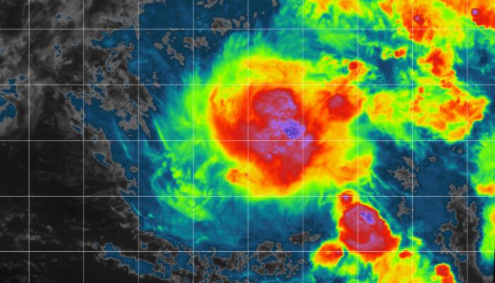 2023年1号台风珊瑚最新卫星高清云图分析：云系较分散不够均匀