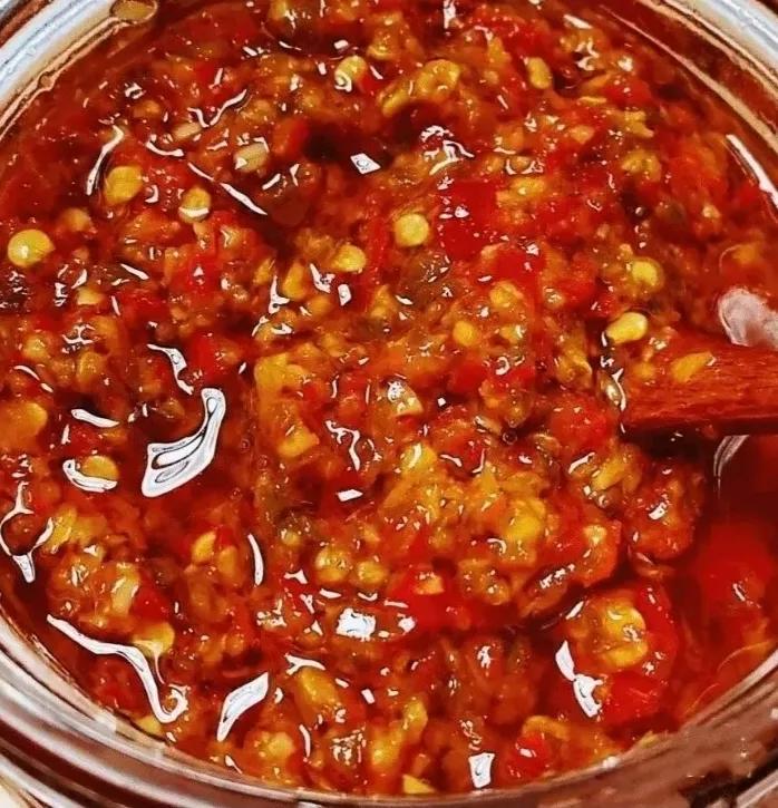 自制辣椒酱的家常做法大全 八种自制辣椒酱的做法，拌空气都好吃