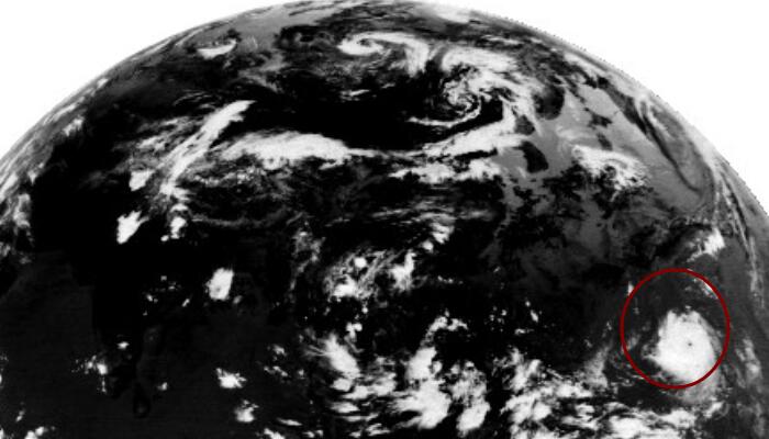 17级超强台风玛娃卫星云图最新发布：台风眼又清晰可见了