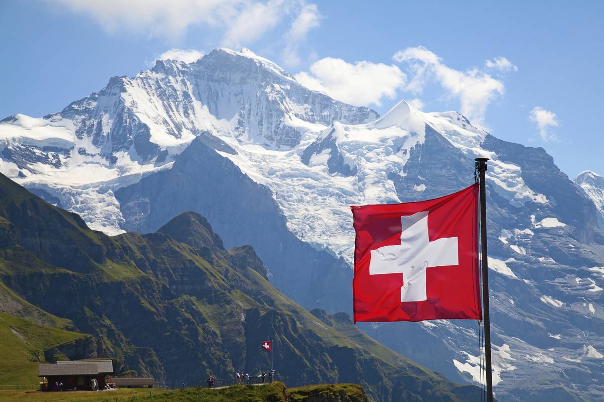 中立两百年的瑞士，为何在俄乌冲突中不再中立？