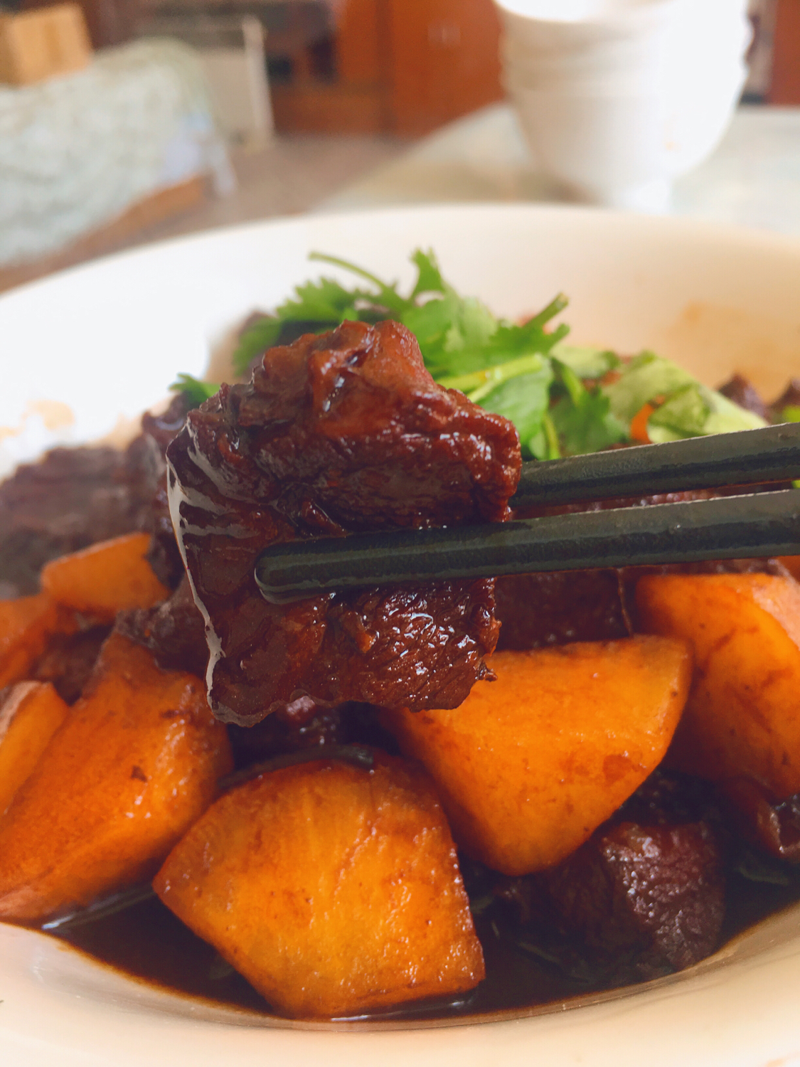 牛肉炖萝卜，简单菜品有妙招，赶快试试吧！