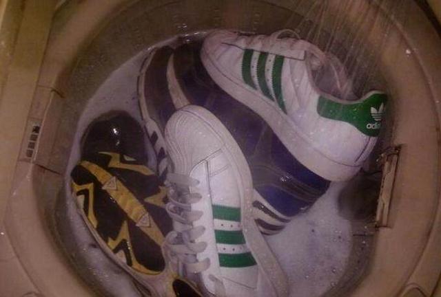 鞋子能丢进洗衣机洗吗 洗衣机“洗鞋子”的3大“危害”